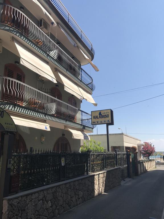 Kalaskiso' Giardini Naxos Exterior photo